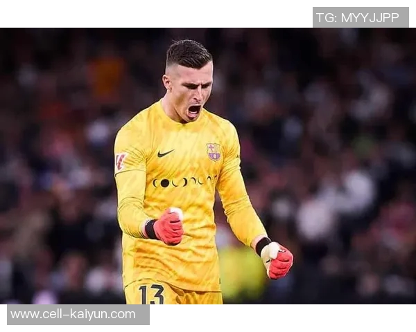 4次扑救，巴萨外租门将佩尼亚当选埃尔切vs皇马全场最佳